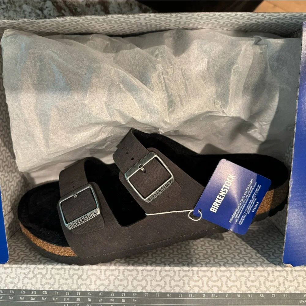 Birkenstock Sandals 🖤 - Picture 10 of 13